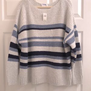 Women’s plus size sweater